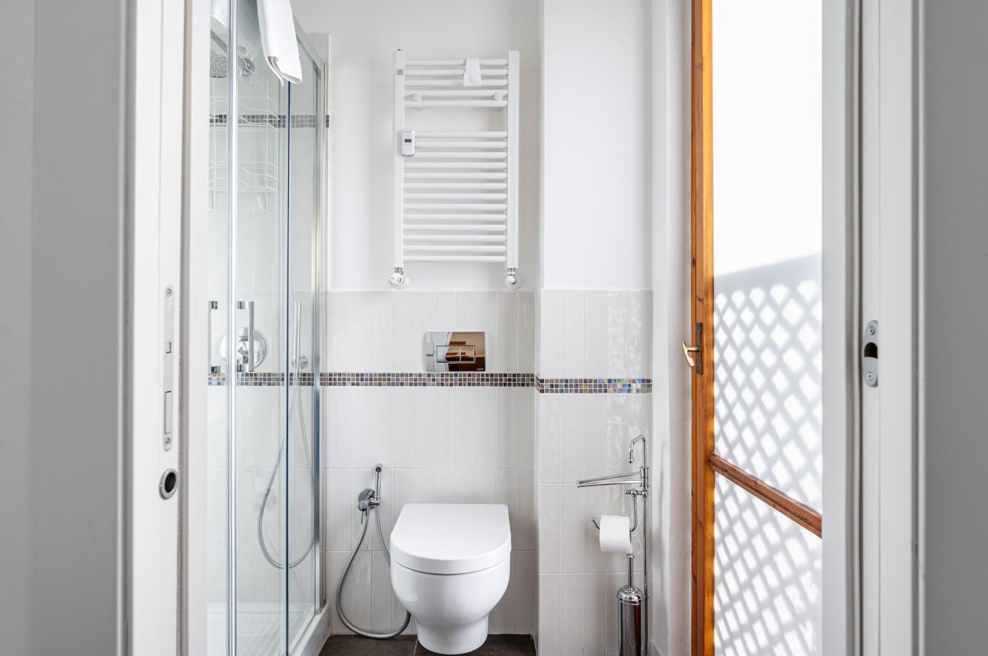 Visarno & University Roomy Flat X6 With Parking Florenz Exterior foto